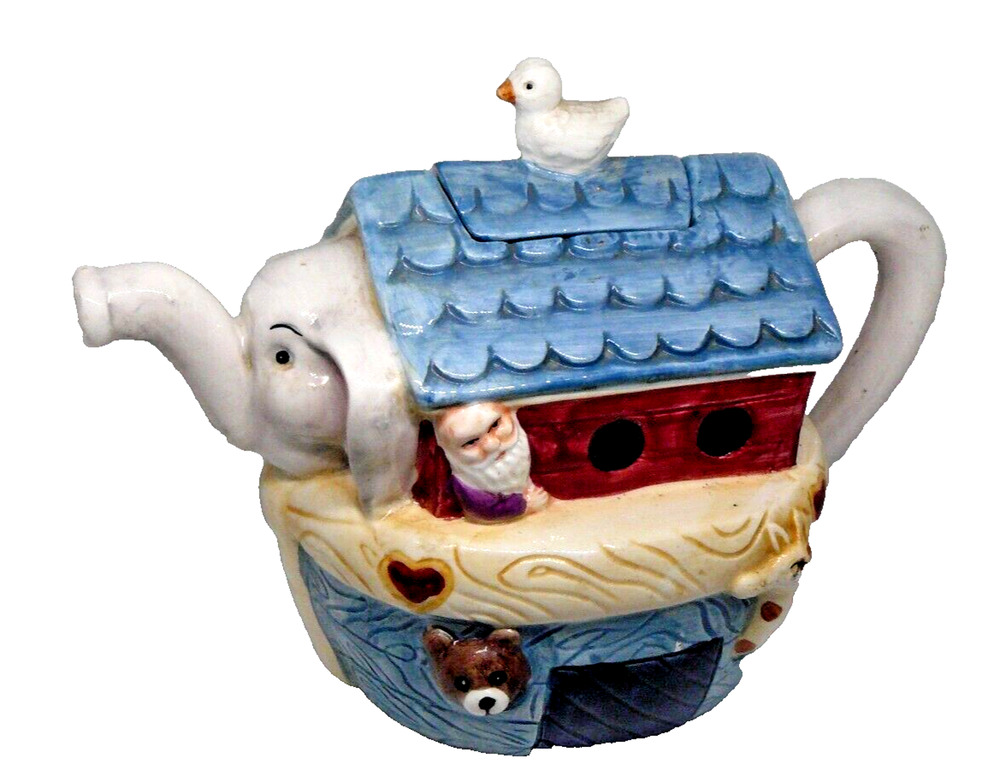Rare VTG Teapot Noah's Ark Elephant Spout Dove Noah Small Chip Lid Corner See